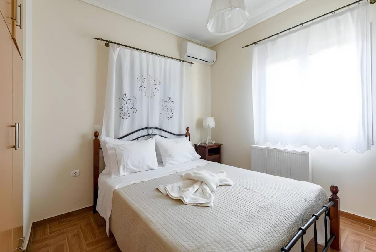 Apartamento A Casa D'Irene Mantzavináta Exterior foto